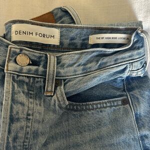 Aritzia Denim Forum Boyfriend High Rise Loose Jeans